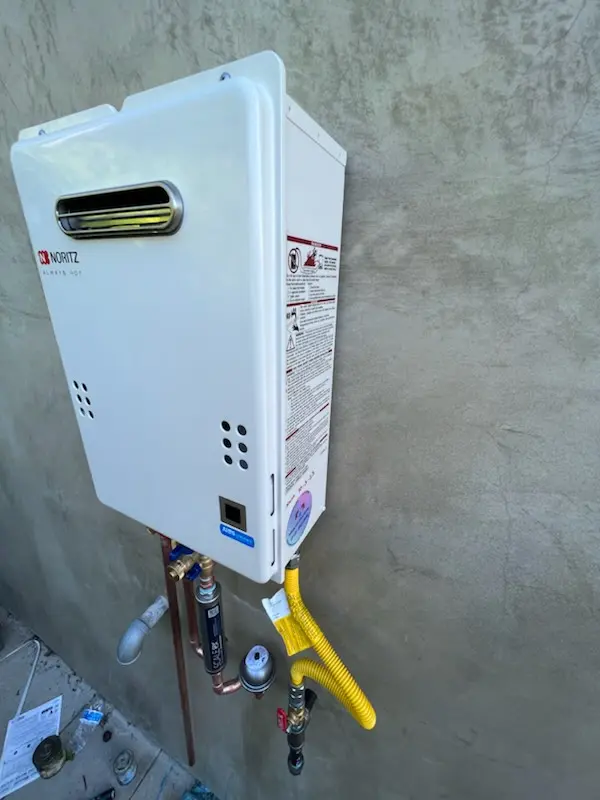 Tankless water heater installation for Palestine homes